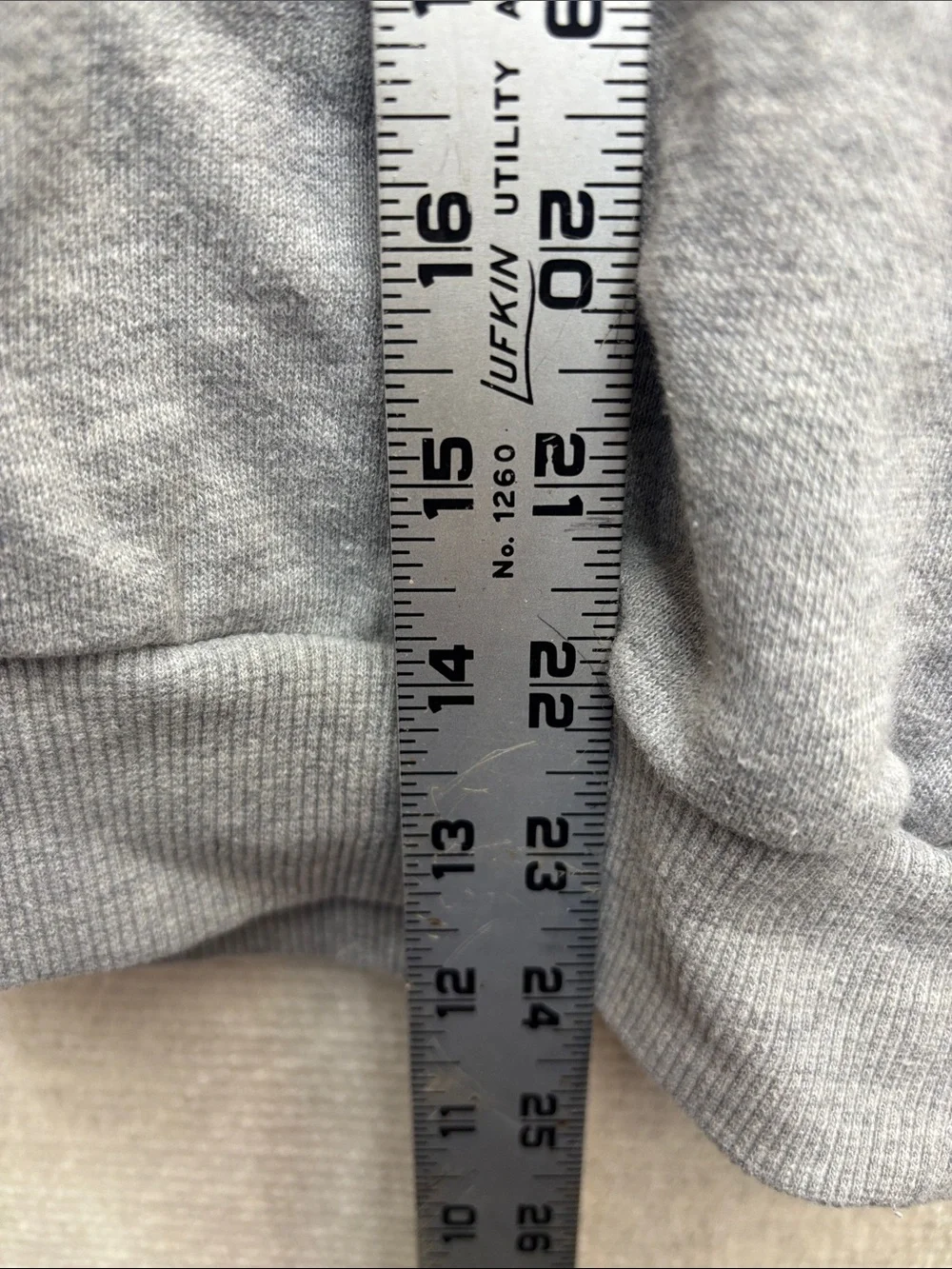 ALO Yoga small Light Gray Crewneck Sweatshirt